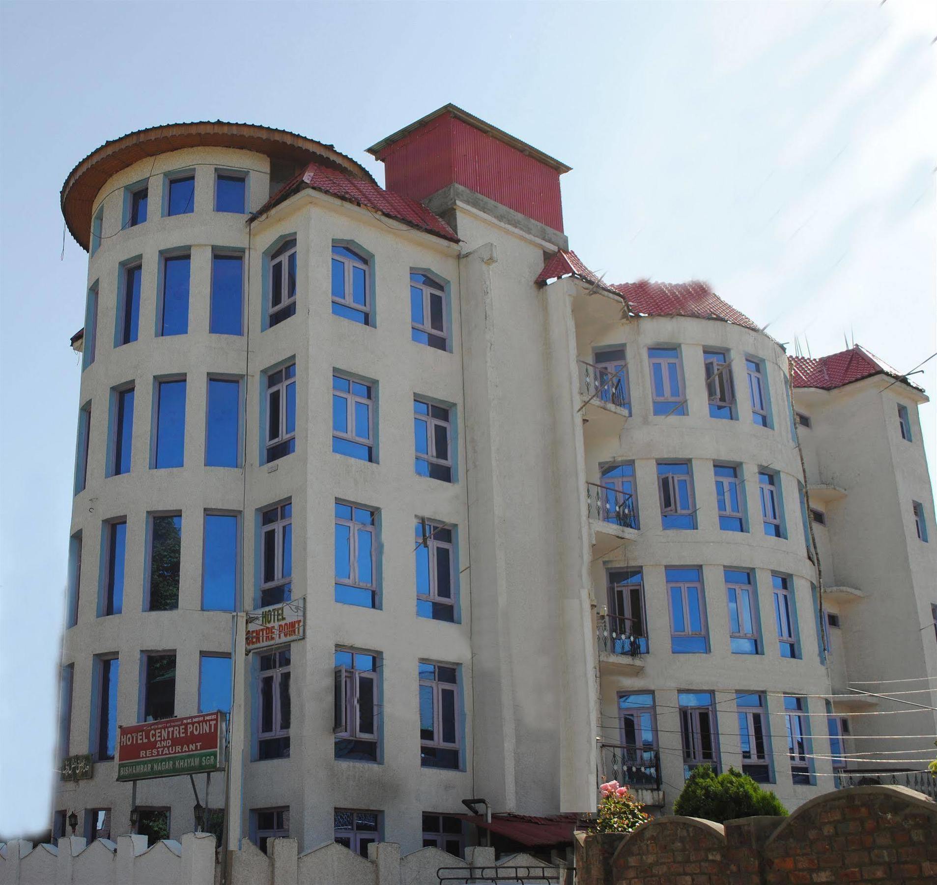 Hotel Centre Point Srīnagar Exteriör bild